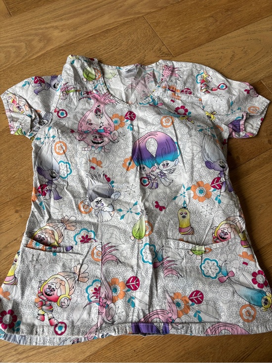 Trolls Tops - Trolls scrub top womens small
